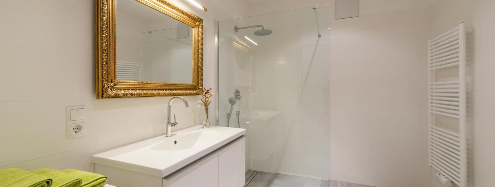 Haus Pobitzer Lägenhet Caldaro Exteriör bild